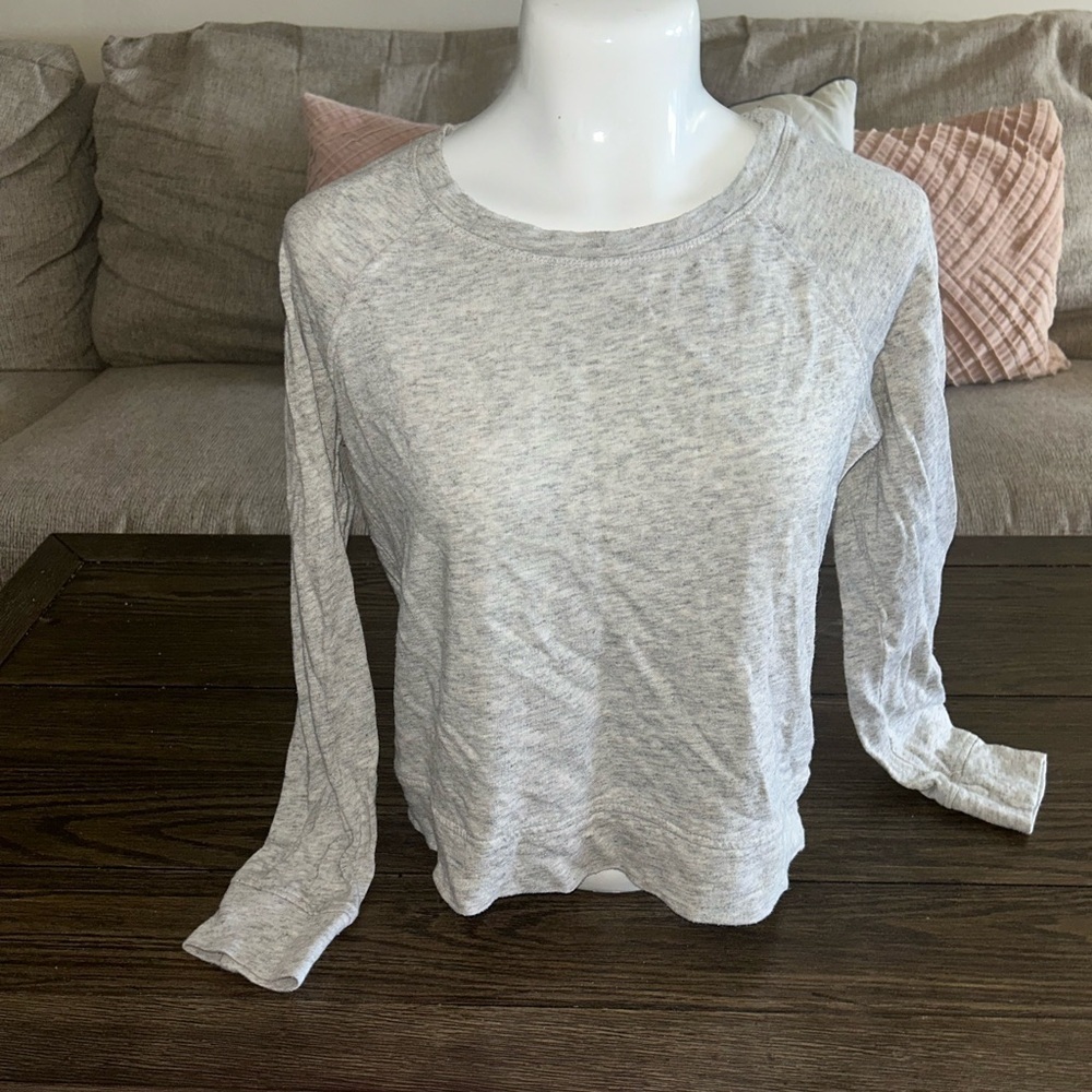 😍Cotton On Gray Women's sweatshirt size xs
